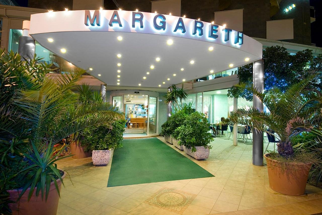 Hotel Margareth Riccione Bagian luar foto
