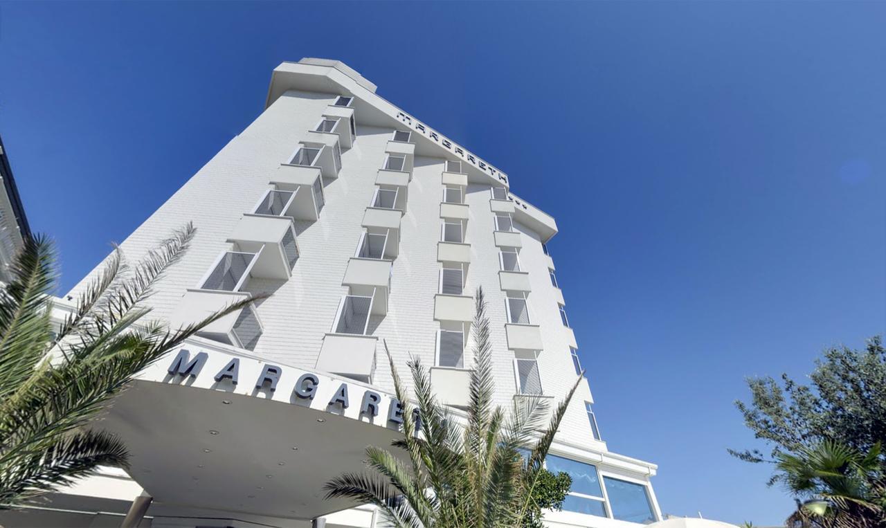 Hotel Margareth Riccione Bagian luar foto