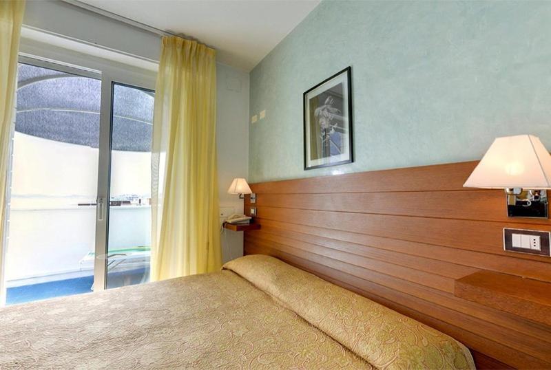 Hotel Margareth Riccione Bagian luar foto